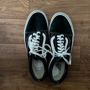 OLD SKOOL VANS